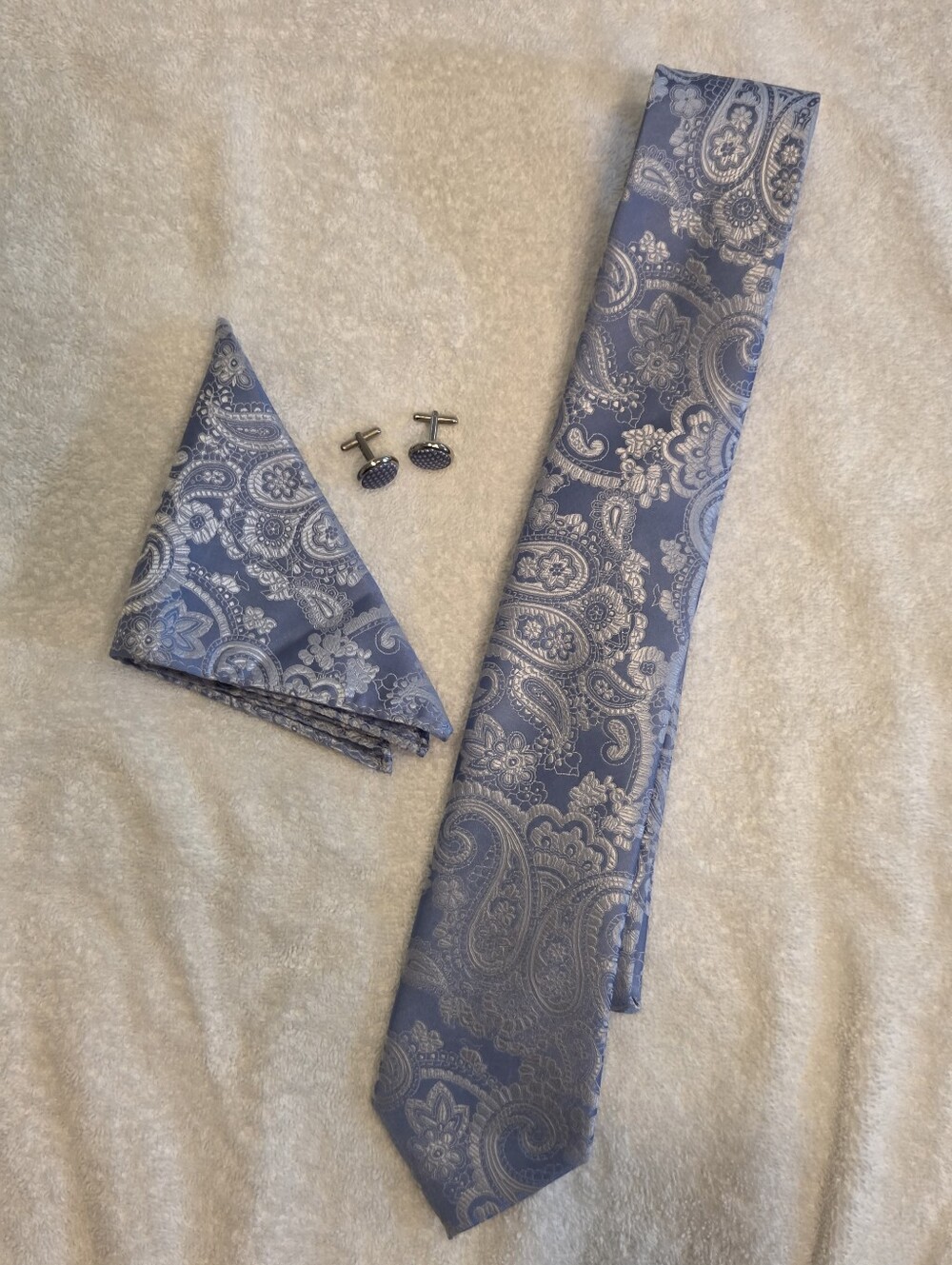 Duomo Milano Tie Blue and Silver With Pocket Square And Fabric Cufflinks Set.